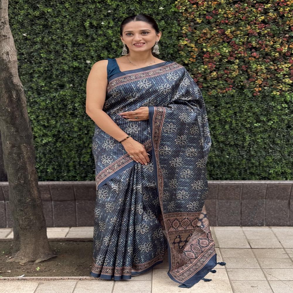Printed Elegance saree
