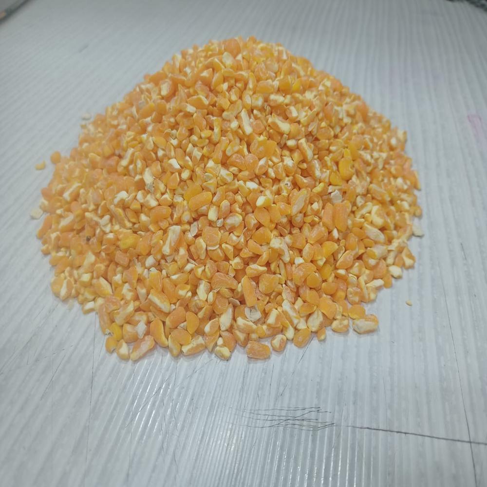 Broken Yellow Maize - 3mm To 5mm Size Variants | High Purity, Dried, 12-month Shelf Life, Ideal For Snacks And Poultry Feed
