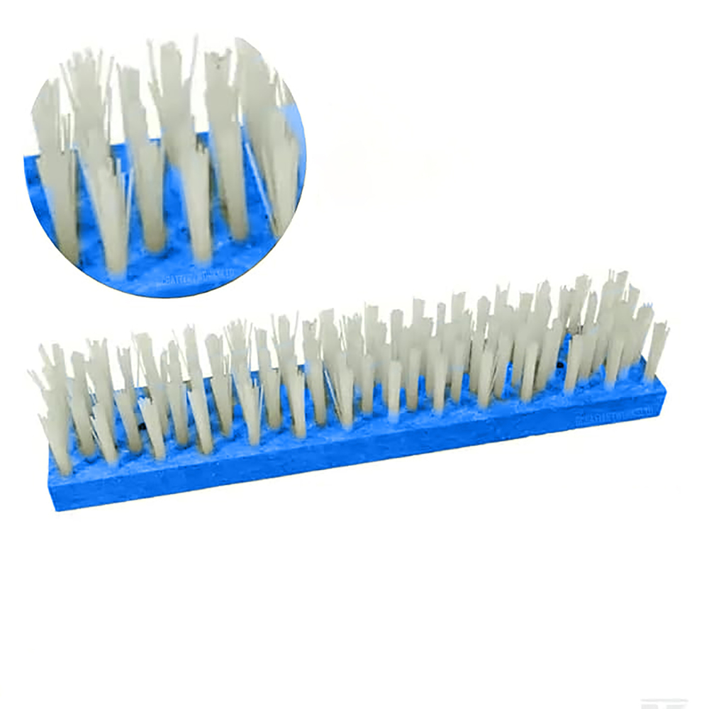 Scratching Brush - Color: Blue