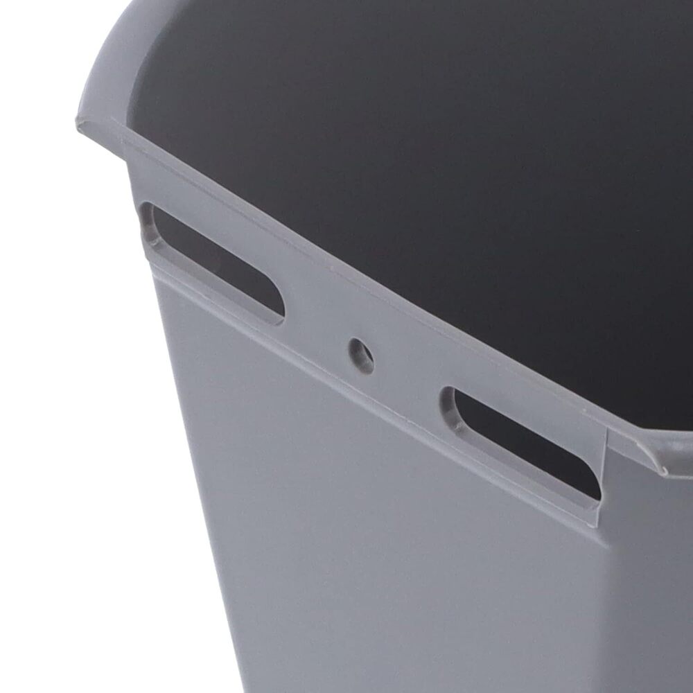 Single Neeple Feeding Bucket - Color: Grey