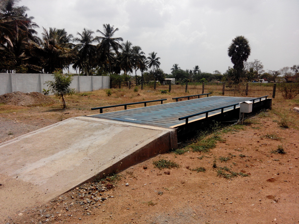 Full Steel Pit Type Weighbridge - 80 Tonne Loading Capacity | Digital ...