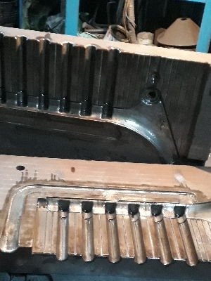 Customized Die Of Six Bolt Tension Clamp Body - Application: Molding