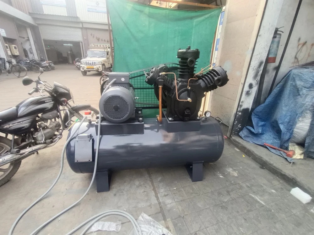 15 Hp Industrial Air Compressors - Color: Grey