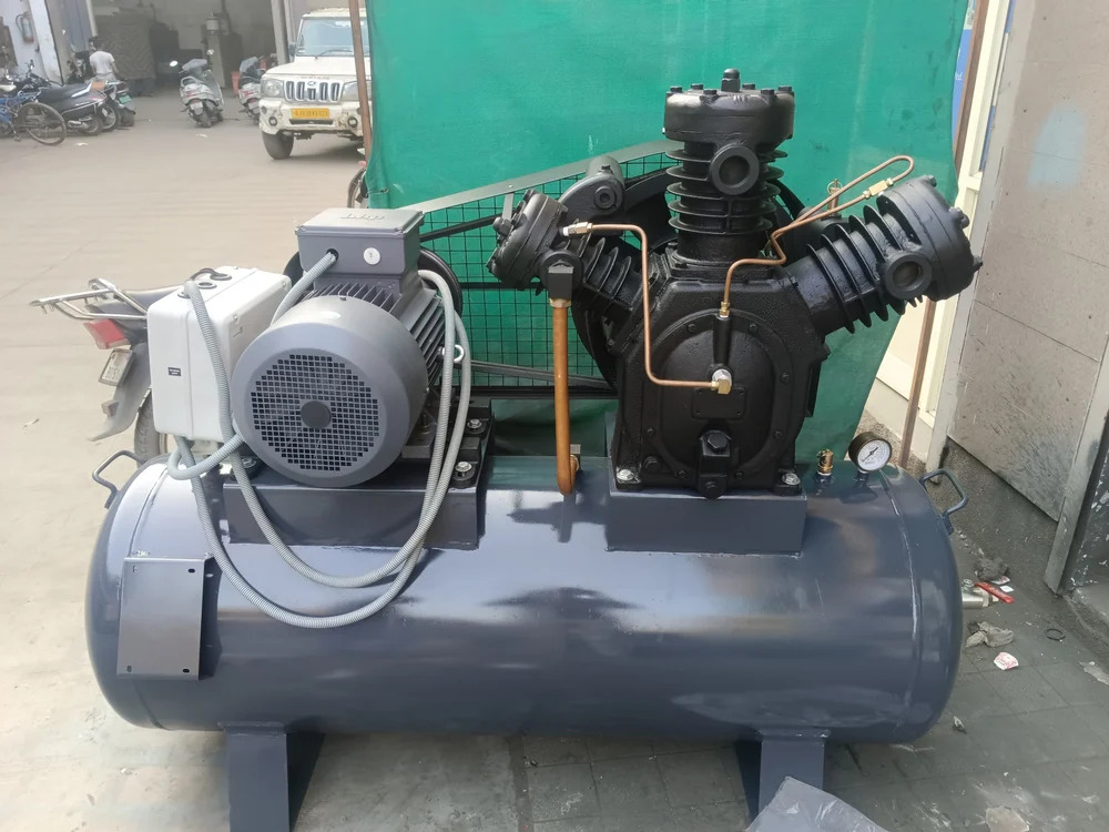 15 Hp Industrial Air Compressors - Color: Grey