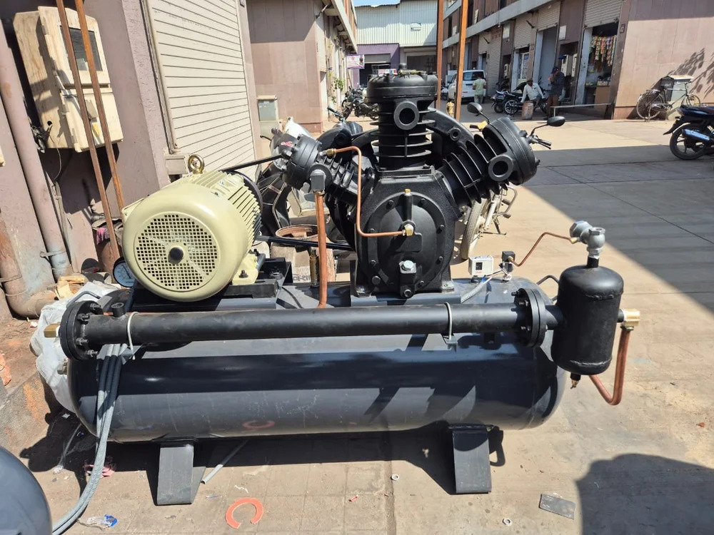 25 HP High Pressure Reciprocating Air Compressor