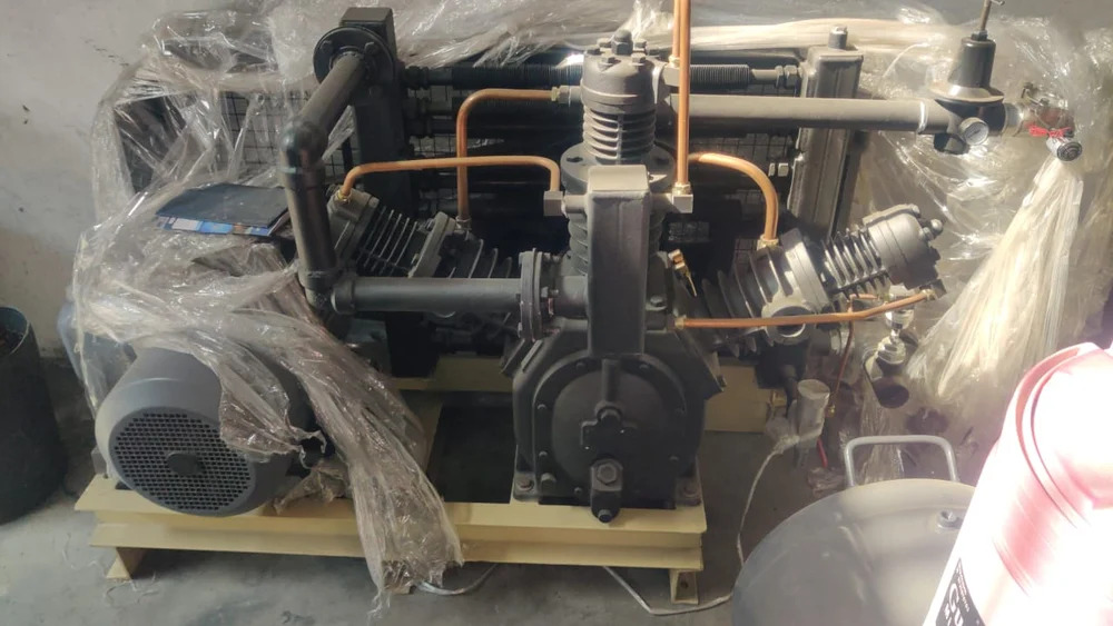 10 HP Booster Compressor