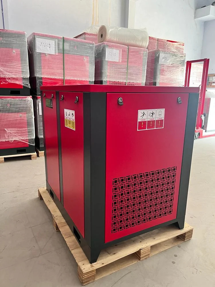 20 Hp Screw Compressor - Color: Black And Red