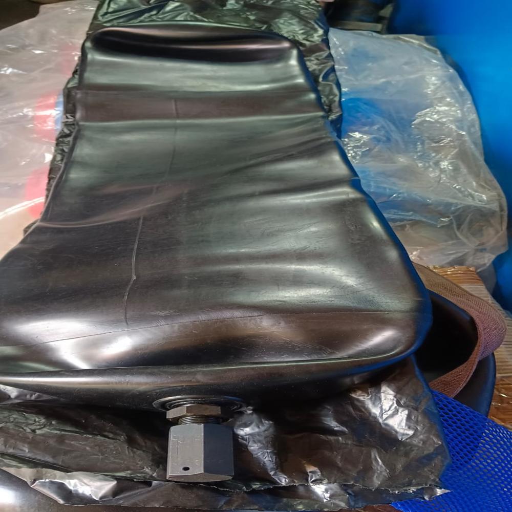 Spare Bladder - High-tensile Steel, Standard Size, Black Rubber | Good Quality, Hydraulic Force, Manual Power Source, Industrial Usage