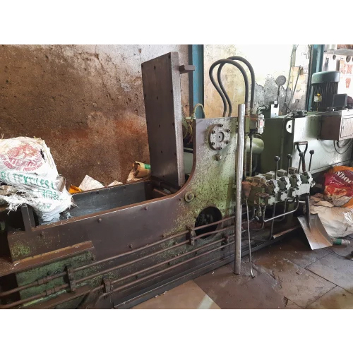 Double Action Scrape Baling Press Machine - Size: 52 X 24 X 20