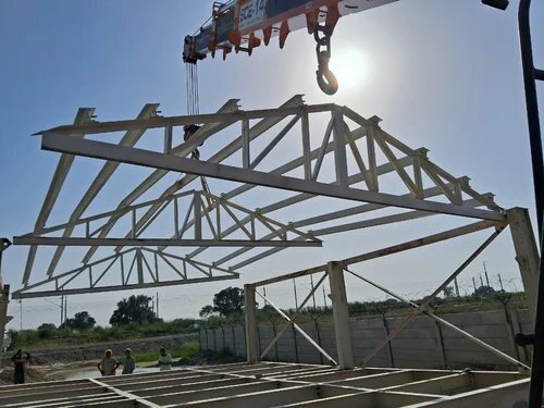 Industrial Shed Fabrication - Steel, 25mm Wall Panels, White | Nut & Bolt Connection, Welding for Durable Warehouse Use