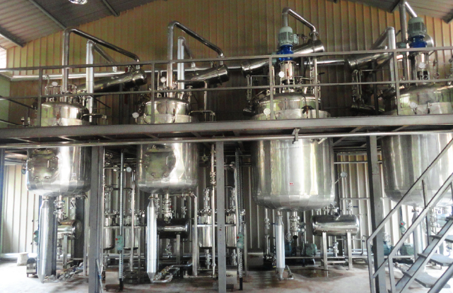 Corn Mint Leaves Oil Distillation Plant - Automatic Grade: Semi-Automatic