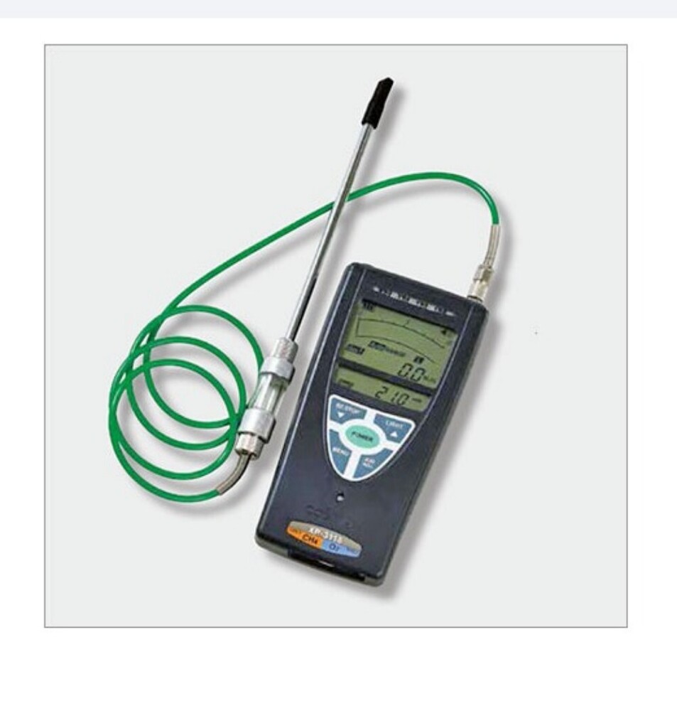 Portable Gas Detector - Plastic Construction, Ergonomic Design, Compact Size, Electronic Type, Rechargeable Battery Powered | Industrial Safety, Emergency Response Applications