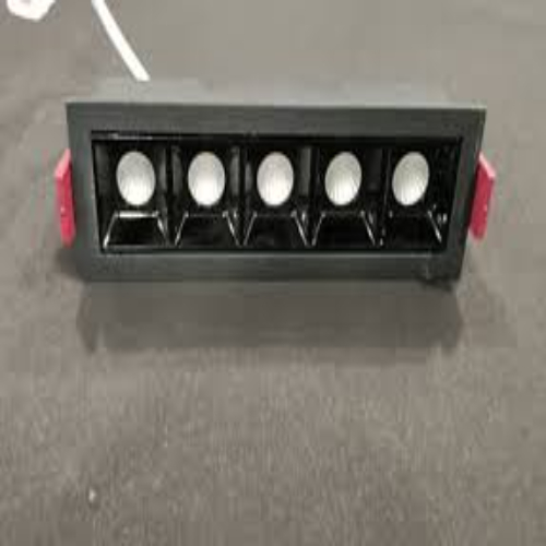5 EYE LINEAR LIGHT BLACK