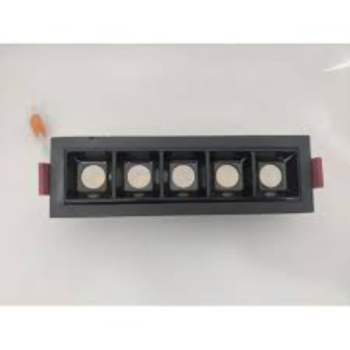5 EYE LINEAR LIGHT BLACK