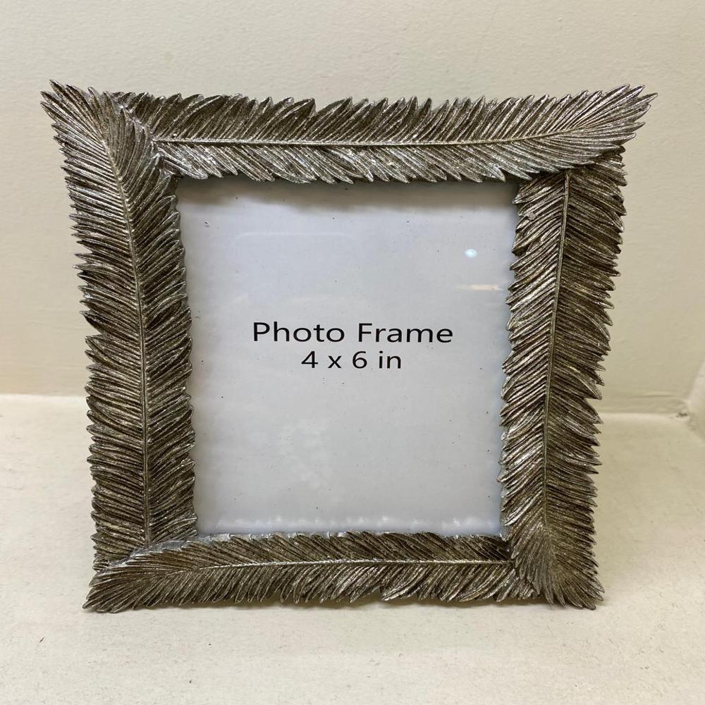 Silver Plated Leaf Photo Frame - Material: Metal