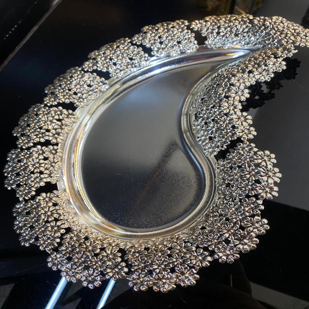 Silver Plated Decorative Tray - Material: Metal
