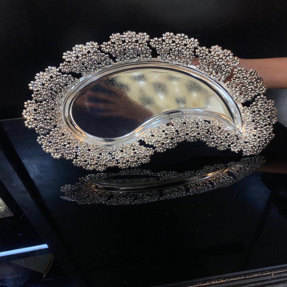 Silver Plated Decorative Tray - Material: Metal