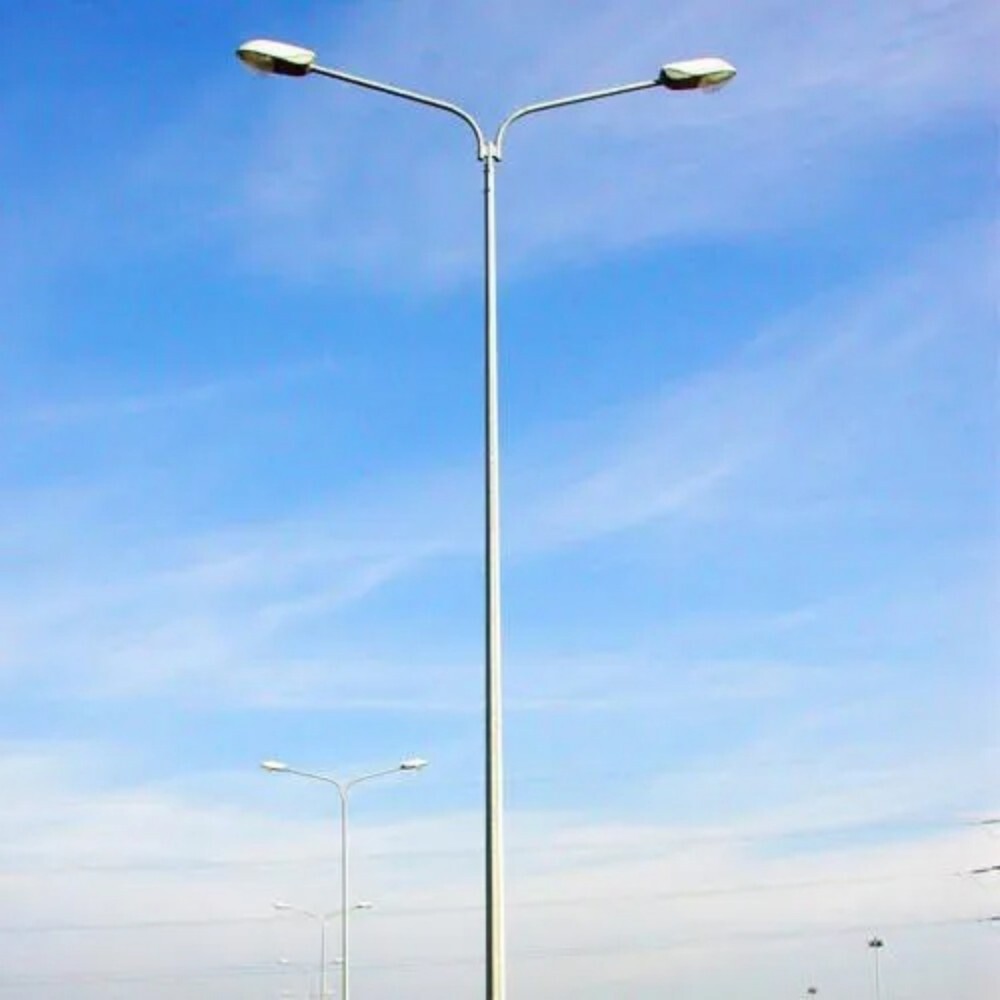 High Mast Lighting Poles - Color: Silver / Grey / Customized
