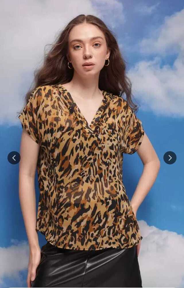 Branded Top For Girls Waer Collage &amp; Office at Best Price in Surat | India Fashion Shop
