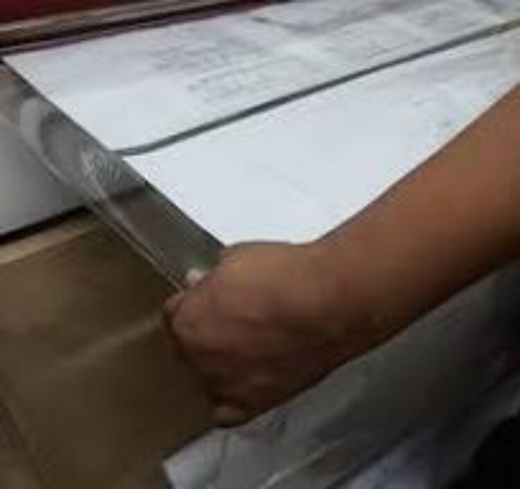 Document Lamination Up To 40 Inch Width - Feature: High Quality