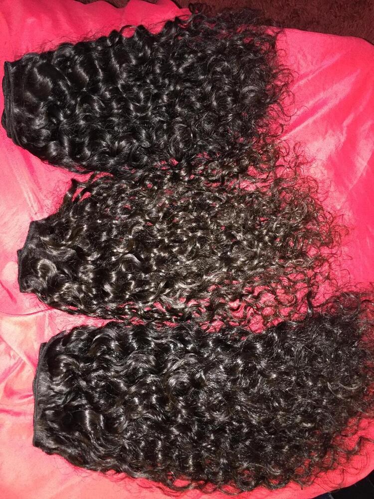 Natural culry hair
