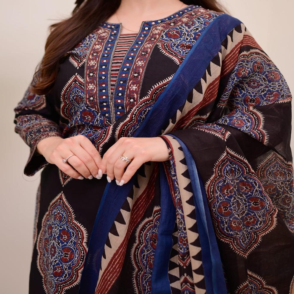 Ladies Long Designer Dress