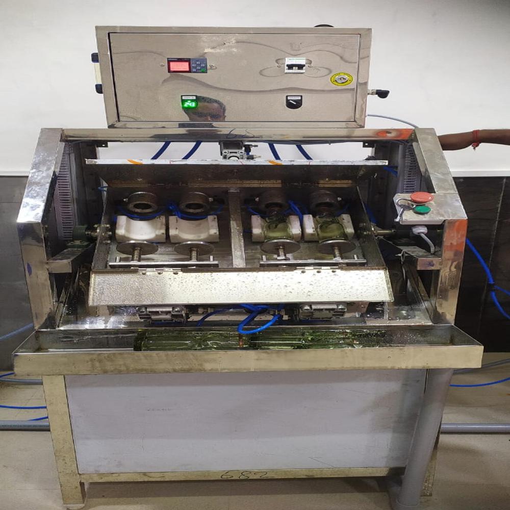 Semi Automatic Glass Bottle Soda Filling Machine