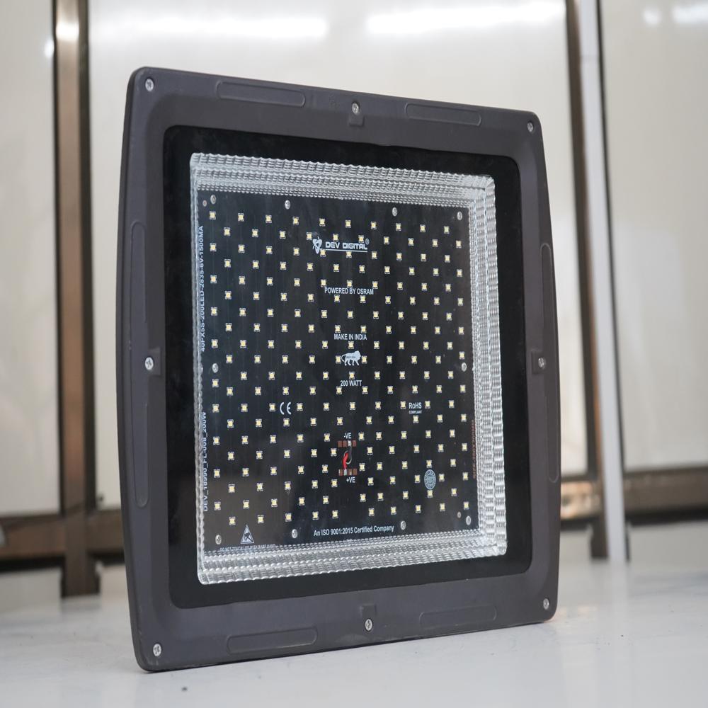 Led Flood Light- Nile 200w - Application: Outdoor And Indoor