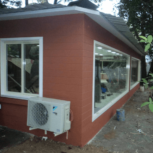 Gym Prefabricated Portable Container - Floor Material: Cement Board + Vinyl / Pvc / Wooden Flooring