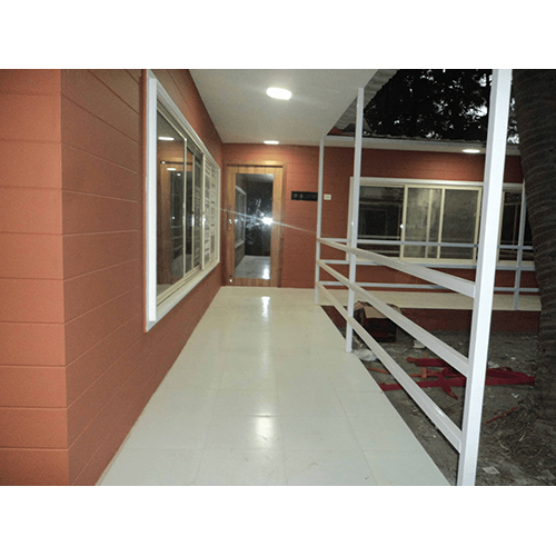 Gym Prefabricated Portable Container - Floor Material: Cement Board + Vinyl / Pvc / Wooden Flooring