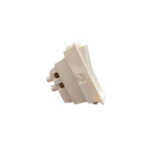 3-gee 6amp 1 Way Flat Switch - Color: White