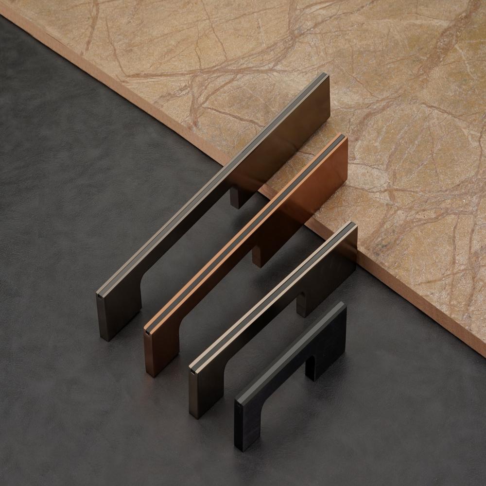 Aluminum cabinet handle