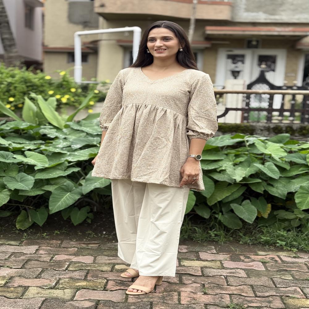 Ethnic Motifs Embroidered Regular Tunics - Color: Chikoo