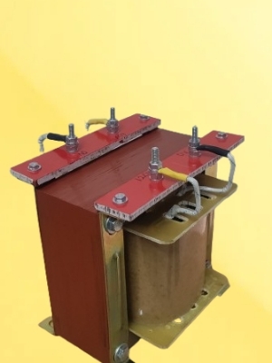 Servo Voltage Stabilizer - Coil Material: Copper Core
