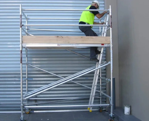 14 Feet Aluminium Mobile Scaffolding Tower