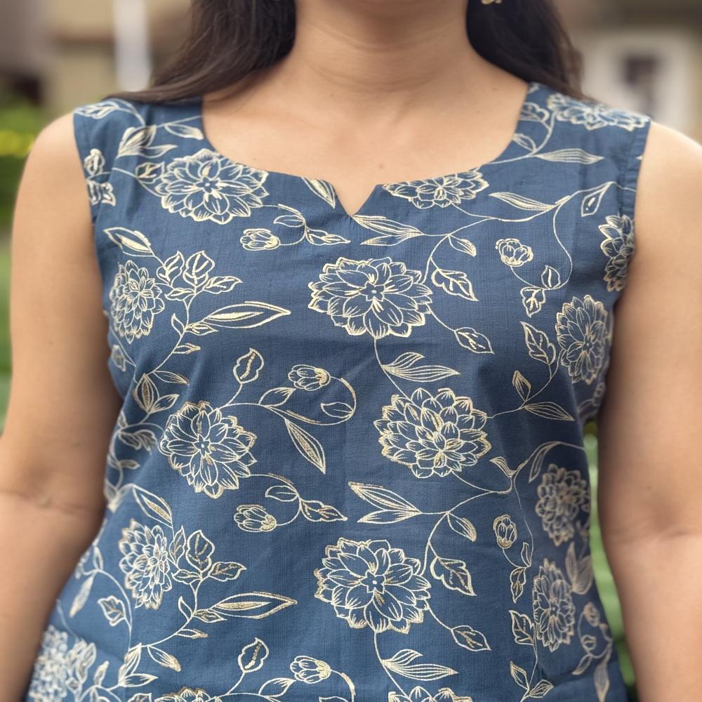 Floral Printed Indigo Kurti - Color: Blue