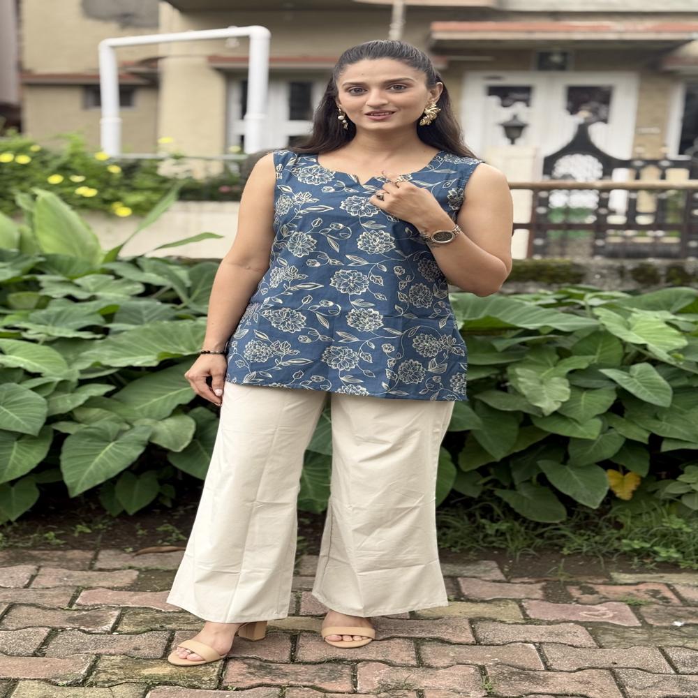 Floral Printed Indigo Kurti - Color: Blue