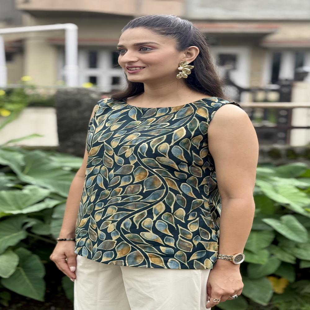 Multicolor Leaf Printed Kurti - Color: Green