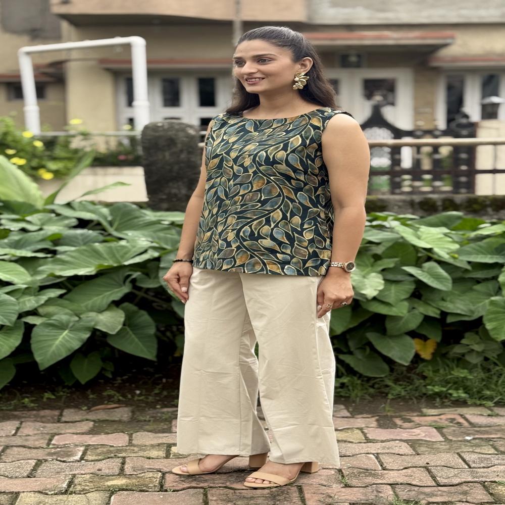 Multicolor Leaf Printed Kurti - Color: Green