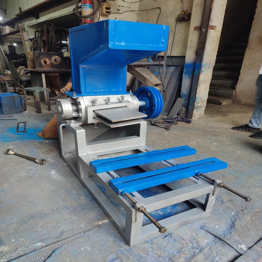 24'' PLASTIC SCRAP GRINDER