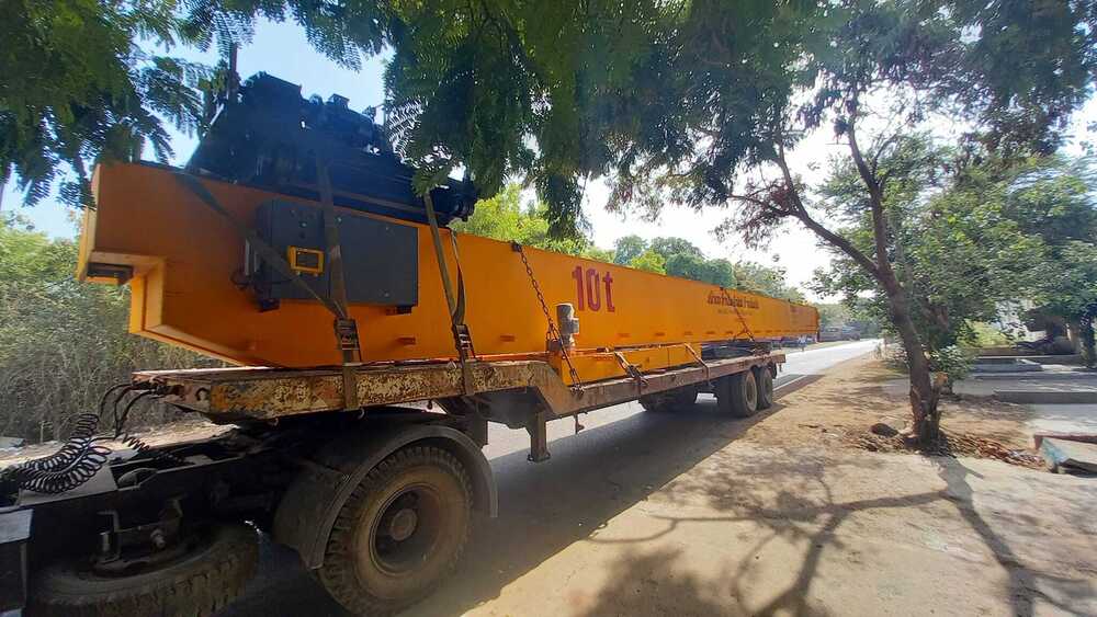 औद्योगिक क्रेन
