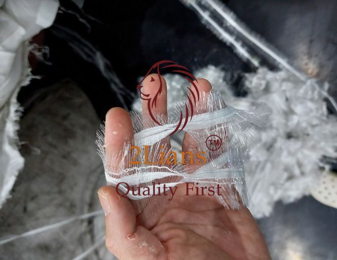 PET recycled pellets White