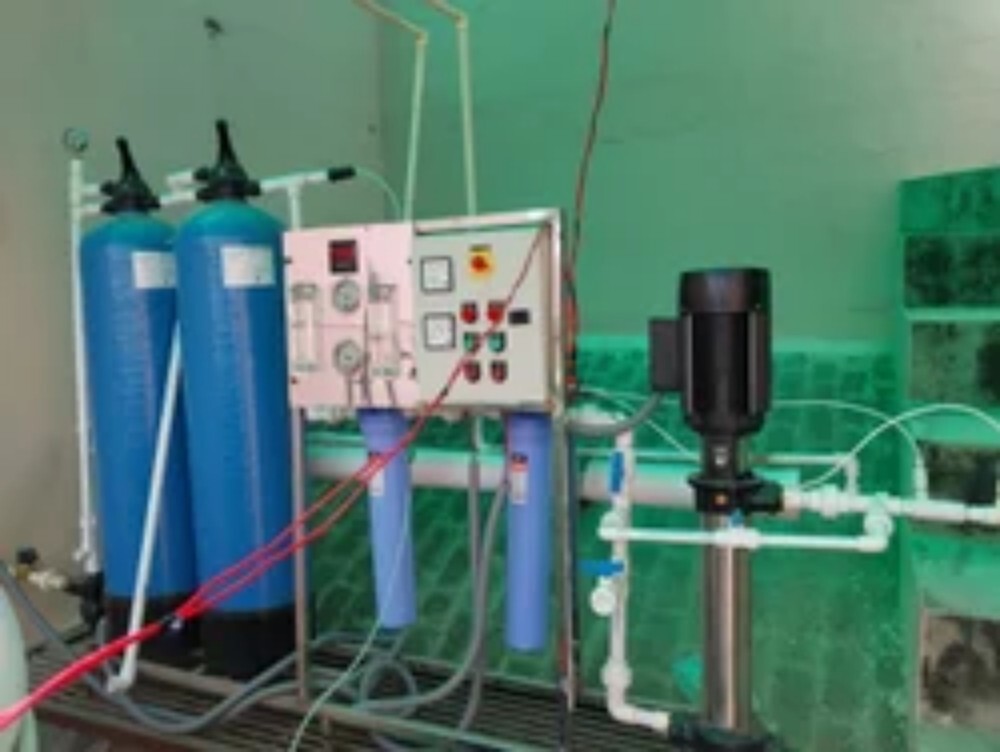 Reverse Osmosis Plant - Automatic Grade: Semi Automatic