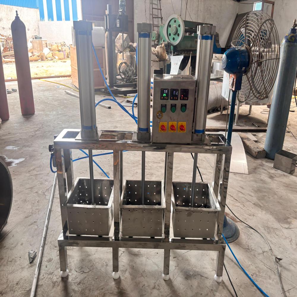 Paneer Press Machine (Pneumatic)
