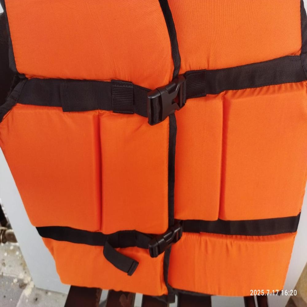 Swimming Life Jacket - Size: Adjustable