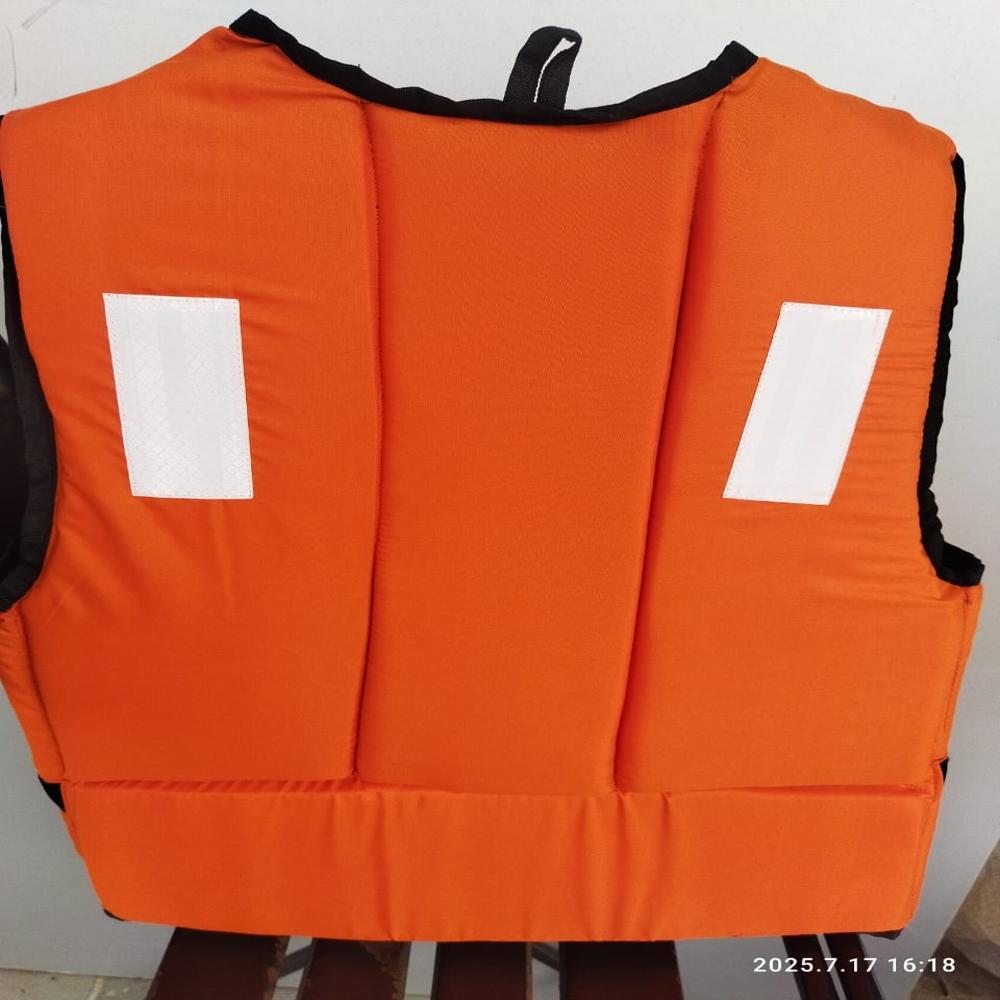 Swimming Life Jacket - Size: Adjustable
