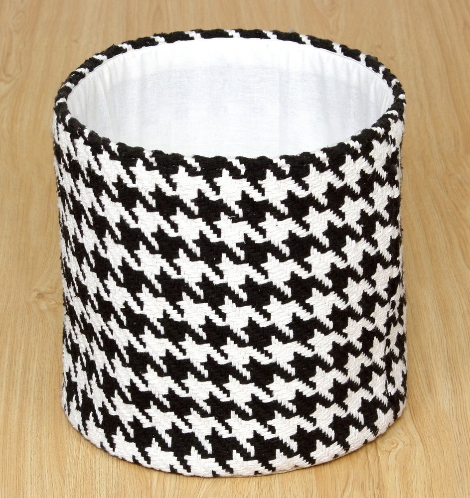 Round Basket - Color: Natural Brown