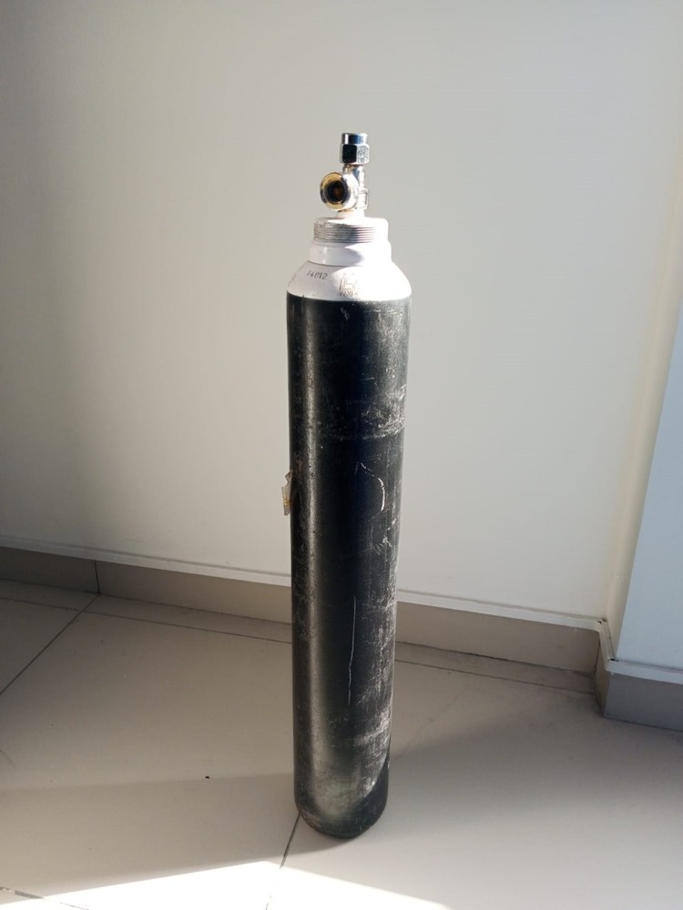 10 Ltr Oxygen Cylinder - Application: Hospital