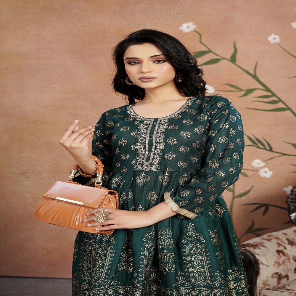 Ladies Suit - Color: Green