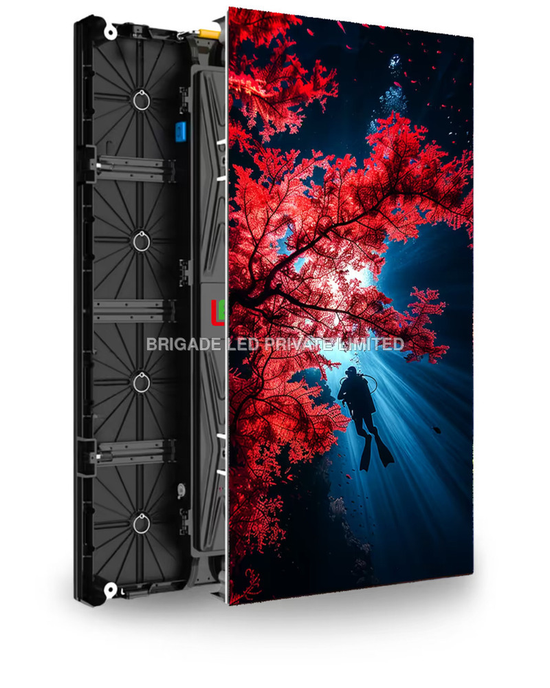 Aurora Pro Outdoor Led Video Wall - Features: Weatherproof